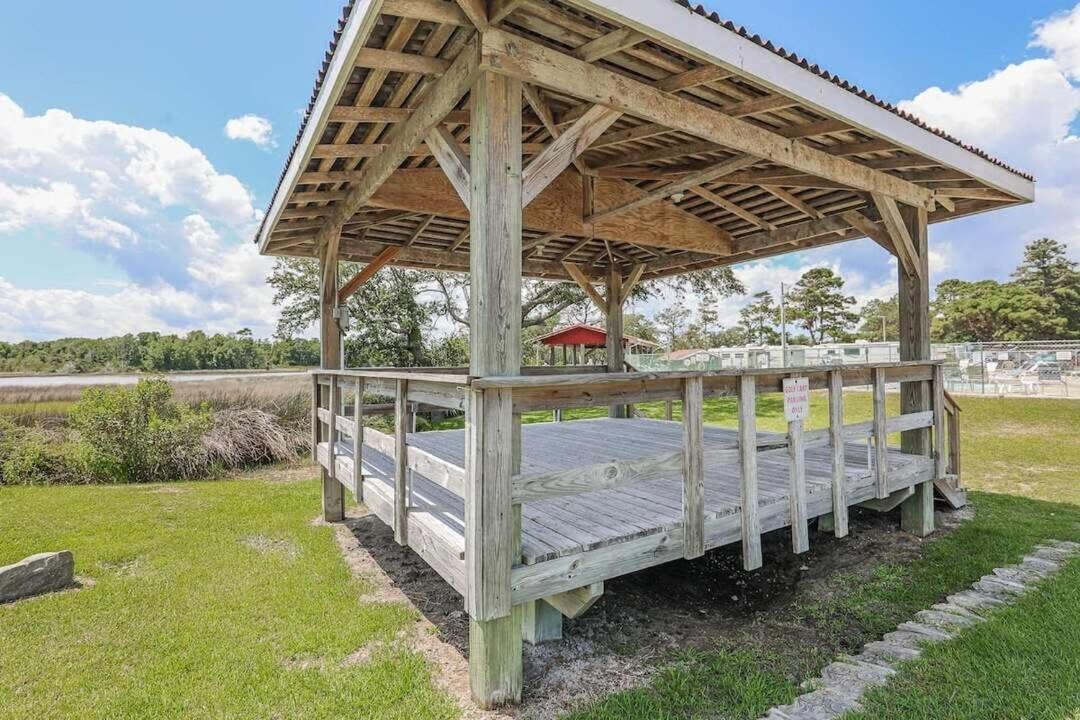 Surf City 2Br Park Home With Waterfront View And Parking מראה חיצוני תמונה